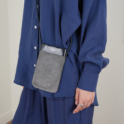 Mila Phone Bag - Gris